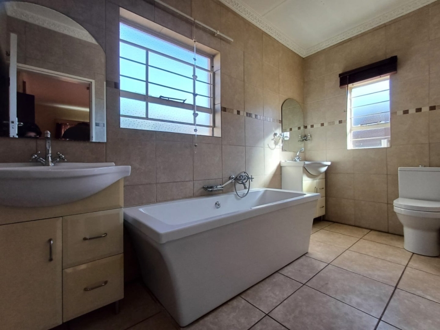 3 Bedroom Property for Sale in Orkney North West